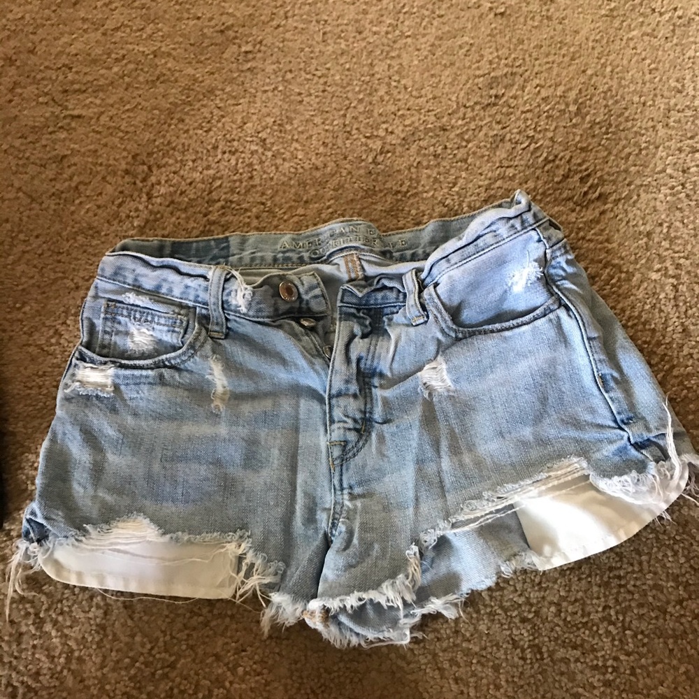 AE High Rise Shorts - Picture 2 of 3